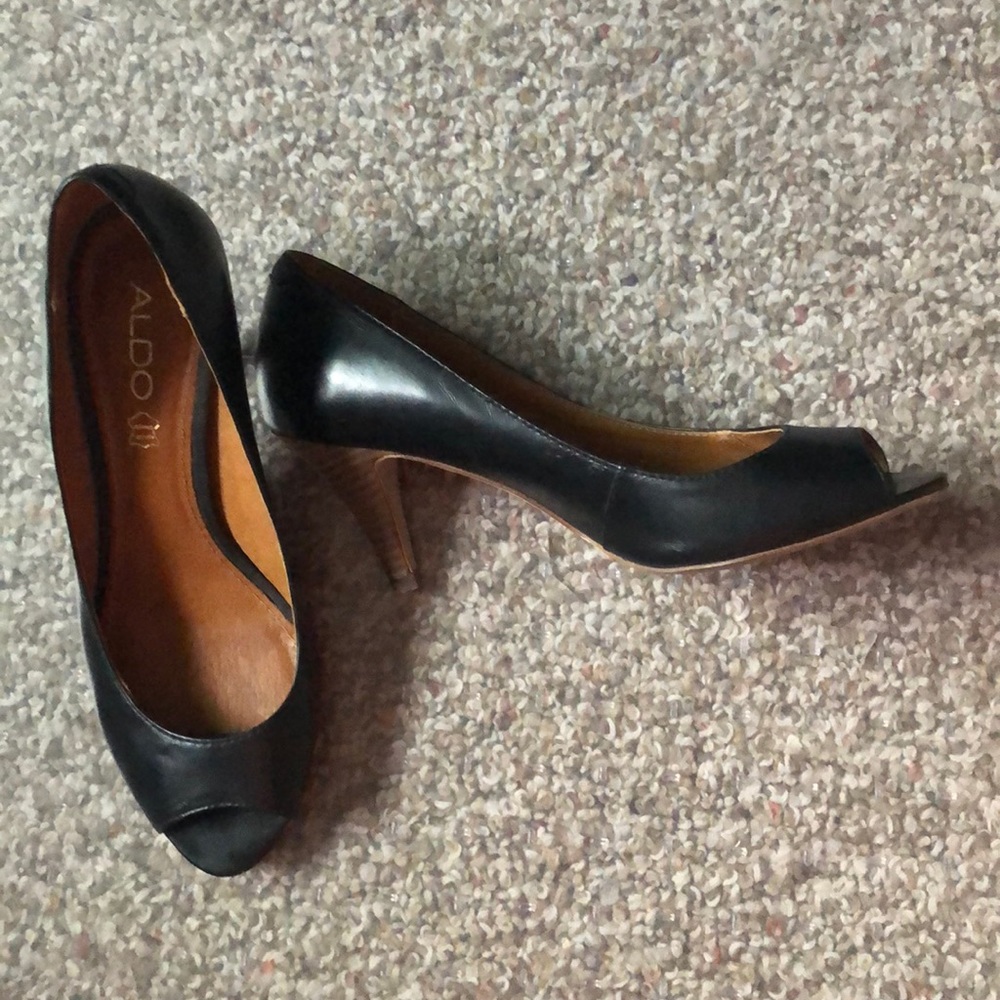 Aldo peep-toe heels